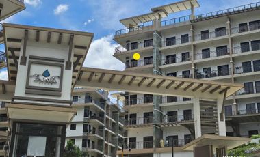 DMCI Bristle Ridge 3BR Condo Unit for Sale with Parking
