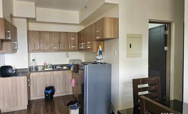 DMCI Bristle Ridge 3BR Condo Unit for Sale with Parking