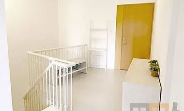 RARE  2BR TWO LEVEL LOWER PENTHOUSE ICON RESIDENCES BGC for Rent