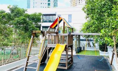 RARE  2BR TWO LEVEL LOWER PENTHOUSE ICON RESIDENCES BGC for Rent