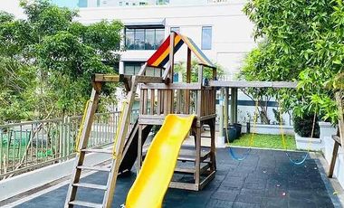 RARE  2BR TWO LEVEL LOWER PENTHOUSE ICON RESIDENCES BGC for Rent