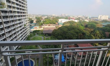 FOR SALE: 2BR Condo Unit with Balcony & Parking – 10th Flr, The Atherton by DMCI