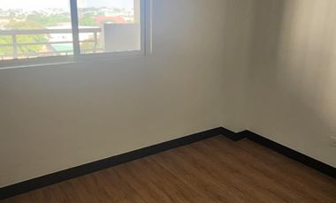 FOR SALE: 2BR Condo Unit with Balcony & Parking – 10th Flr, The Atherton by DMCI
