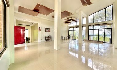 House & Lot Overlooking Pamilacan Island - For Sale