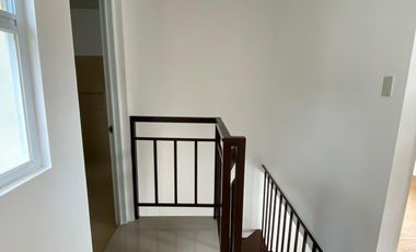 2 STOREY HOUSE AND LOT FOR RENT