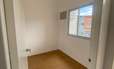 2 STOREY HOUSE AND LOT FOR RENT