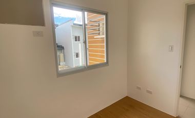 2 STOREY HOUSE AND LOT FOR RENT