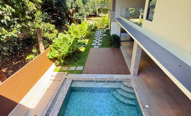 AYALA ALABANG | SPACIOUS 6-BEDROOM LUXURY SMART HOME WITH POOL | FOR SALE!