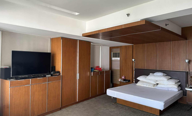 218 sqm Penthouse Unit With Parking And Panoramic view FOR SALE in 8 Wack wack