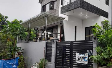 30M 2 Storey House & Lot w/ Overlooking ViewDeck for sale in San Mateo,Rizal JNA