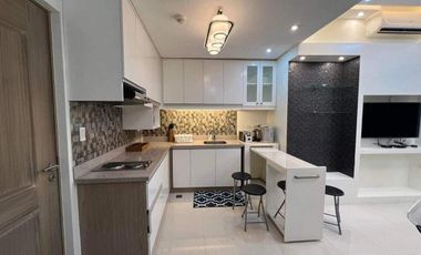 FULLY FURNISHED CONDO UNIT FOR SALE IN TAGAYTAY (W/PARKING) - TWINLAKES TAGAYTAY