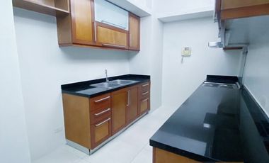 one serendra  2 br penthouse at  mahogany tower for rent