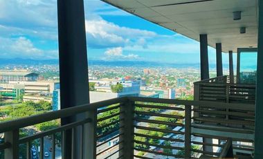 one serendra  2 br penthouse at  mahogany tower for rent