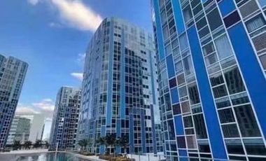 Penthouse Condominium Unit For Rent in Six Senses Residences 4 at Pasay City