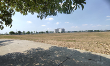 1,000 sqm lot inside Clark Global City best for supermarkets available for lease