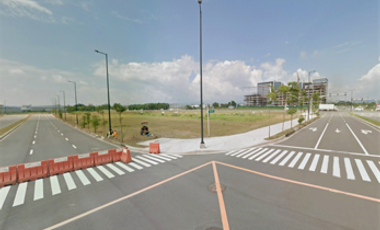1,000 sqm lot inside Clark Global City best for supermarkets available for lease