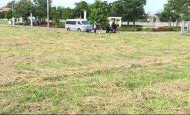 320 Sqm Lot For Sale In Sta Rosa Laguna Near Enchanted Kingdom