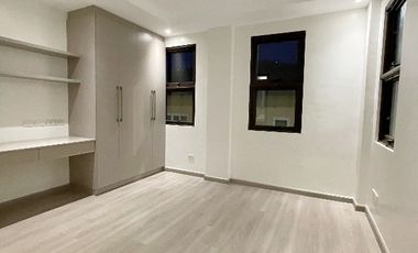 FOR SALE: Brand New 5 Bedroom House in Tahanan near Makati