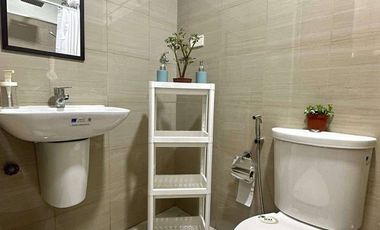 FOR SALE: One Bedroom Condominium Unit with Balcony in Shore 2 Residences