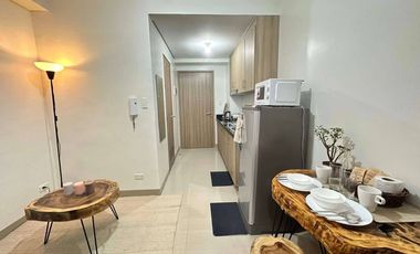 FOR SALE: One Bedroom Condominium Unit with Balcony in Shore 2 Residences