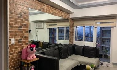 Semi-Furnished 1 Bedroom Condominium Unit In Silk Residences Manila For Sale