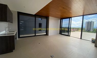 FOR RENT: Spacious Studio with Massive Common Balcony – THE REEF, Mactan