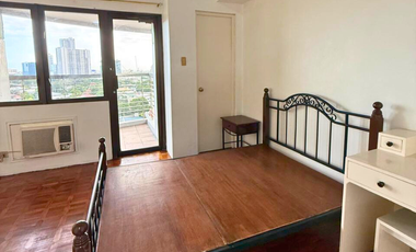 BSA MANSION, MAKATI | FULLY FURNISHED 1-BEDROOM WITH BALCONY | FOR SALE!