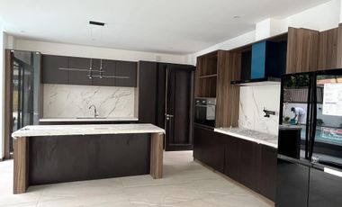 For Sale Brand New 5 Bedroom House and Lot in Hillsborough, Muntinlupa City