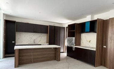 For Sale Brand New 5 Bedroom House and Lot in Hillsborough, Muntinlupa City