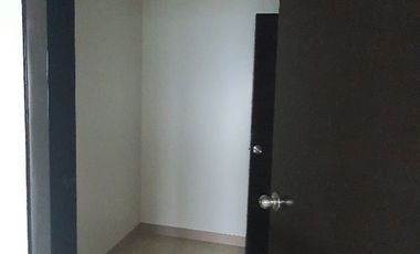 Bayshore 2 For rent Semi-Furnished 2 Bedroom in Tambo, Parañaque