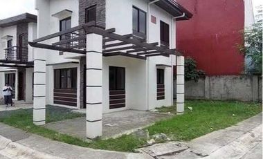 3 Bedrooms House & Lot for Rent in Carmona Cavite
