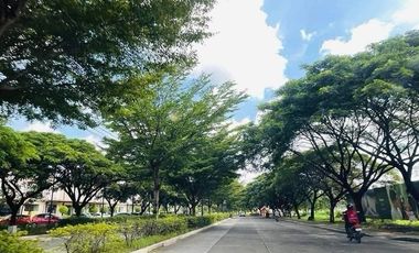Place Near Metro Manila l Tagaytay l SmCITY  Along the highway Cavite