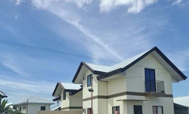 HOUSE FOR RENT IN PRESTIGE SUBD. CABANTIAN