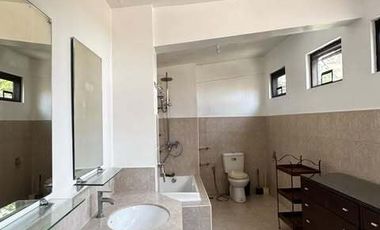 Realeza Ridge Country Homes
