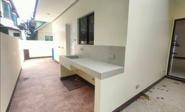 BRAND NEW SINGLE ATTACHED HOUSE AND LOT IN GRAND PARKPLACE ANABU IMUS