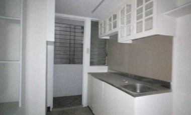 For Sale Semi Furnished 42SQ 2BR Condo unit at Sun Valley Parañaque