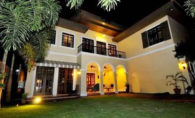 Mediterranean House & lot Near Clark