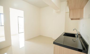 CODE# 236E - CONDO FOR SALE IN ROYAL OCEANCREST MACTAN