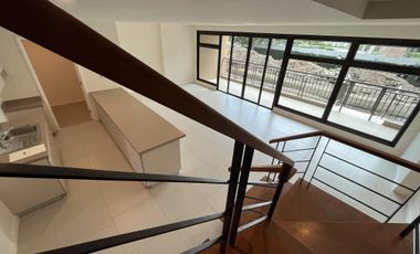 For Sale: 3BR Garden Bi-Level at East Bay