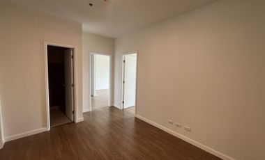 For Sale: 3BR Garden Bi-Level at East Bay