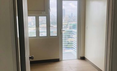 FOR SALE 2BR UNIT IN SUNTRUST SOLANA