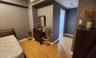 91 sqm 2 Bedrooms Loft w/ Parking in The Grove by Rockwell, Pasig City