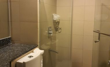 2BR Condo For Rent / Lease in Park West BGC 2 bedroom 1 parking Fully Furnish