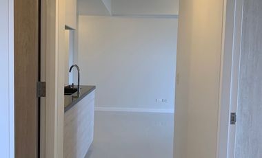 2 Bedroom for Sale in Mandani Bay with balcony at Mandaue City, Cebu