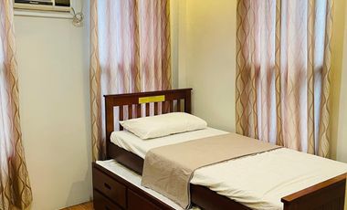 MODERN fully furnished house for rent DAILY, WEEKLY OR MONTHLY