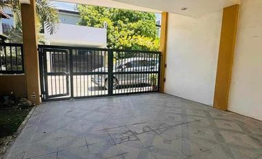 MODERN fully furnished house for rent DAILY, WEEKLY OR MONTHLY