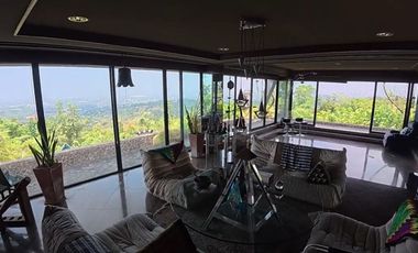 360 deg Overlooking  Panoramic View Pyramid House in Taytay Rizal
