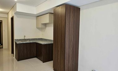 Serene Studio Condo with Balcony and Garden View in Selendra, Baguio City