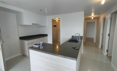 Condo for Rent in Mandaue, Mandani Bay 3-BR Panoramic seaview with 2 p.slots