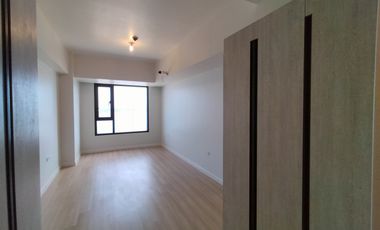 Condo for Rent in Mandaue, Mandani Bay 3-BR Panoramic seaview with 2 p.slots